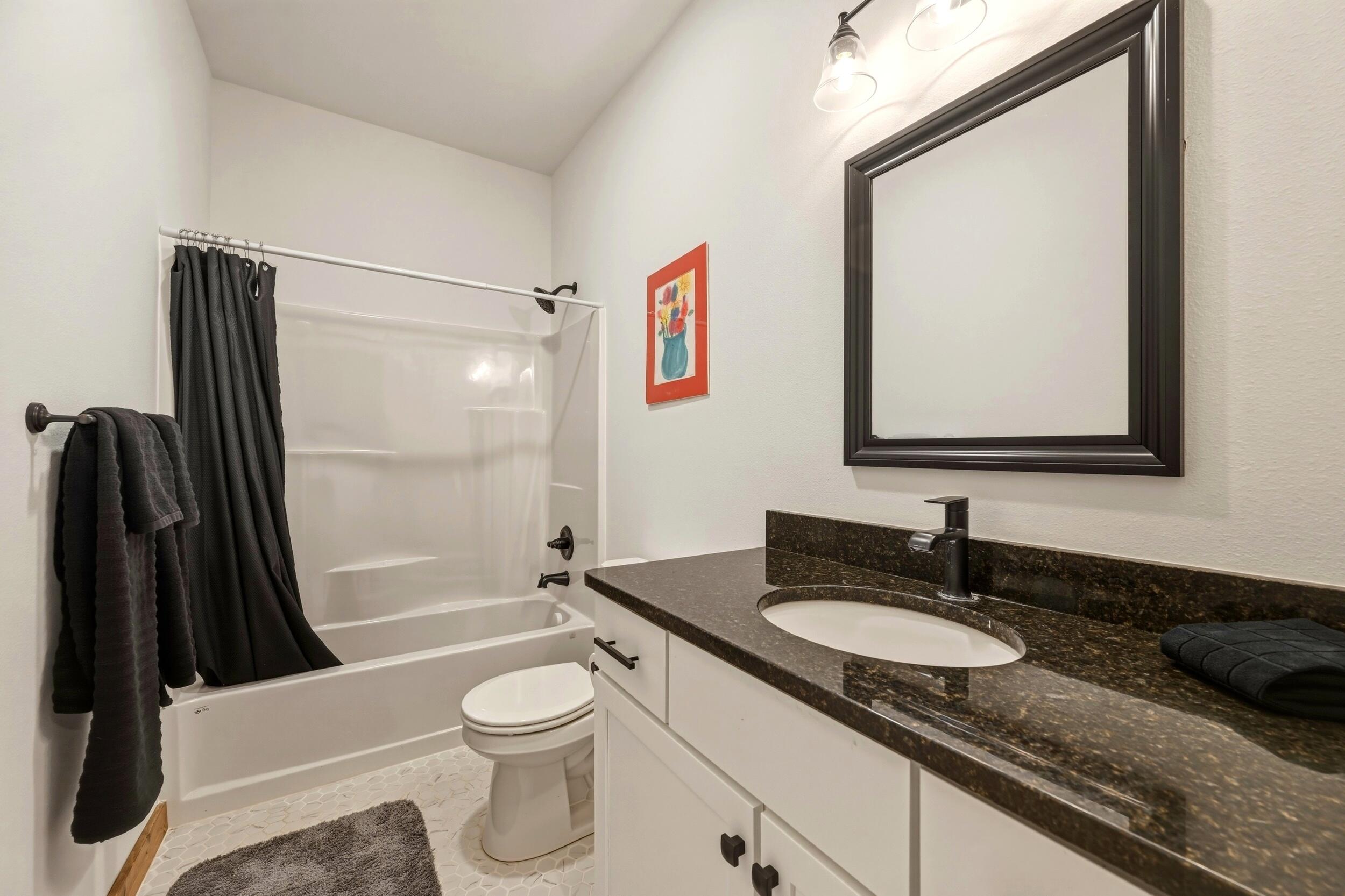 1353 Stoneridge Drive Ranchester, WY 82839 - Photo 25 of 43 full bathroom