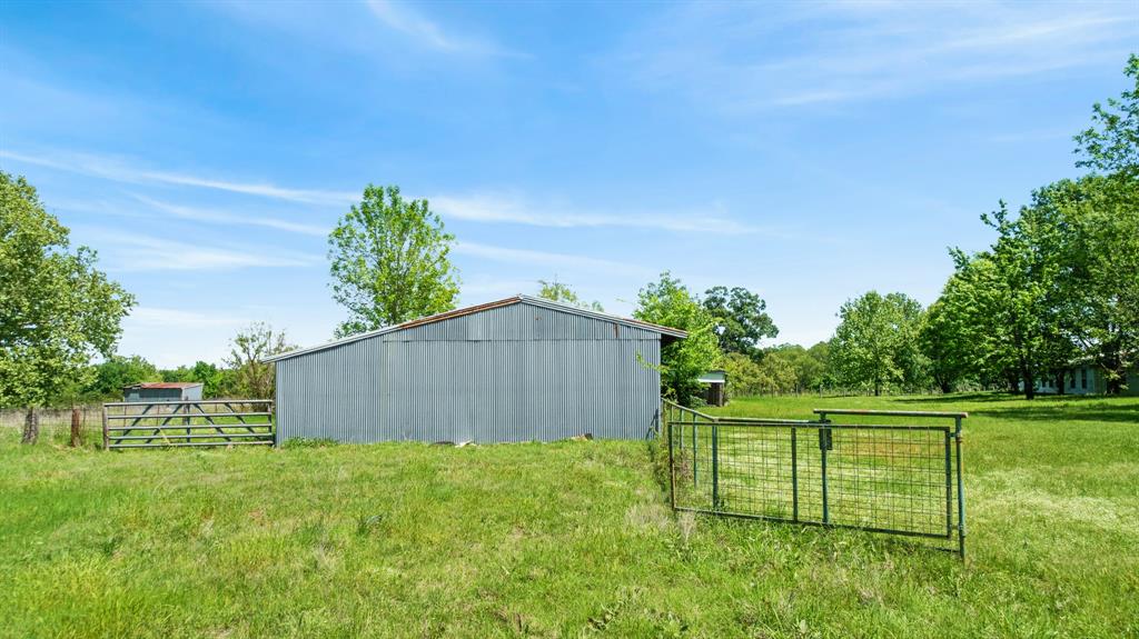 2000 County Road 2420 Sumner, TX 75486 - Photo 22 of 34