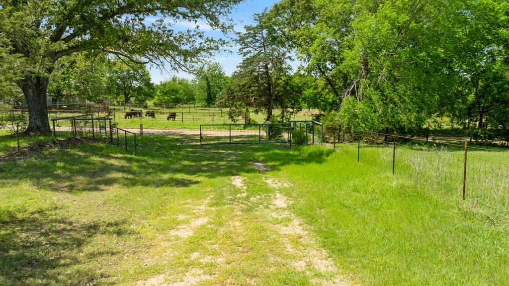 2000 County Road 2420 Sumner, TX 75486 - Photo 26 of 34