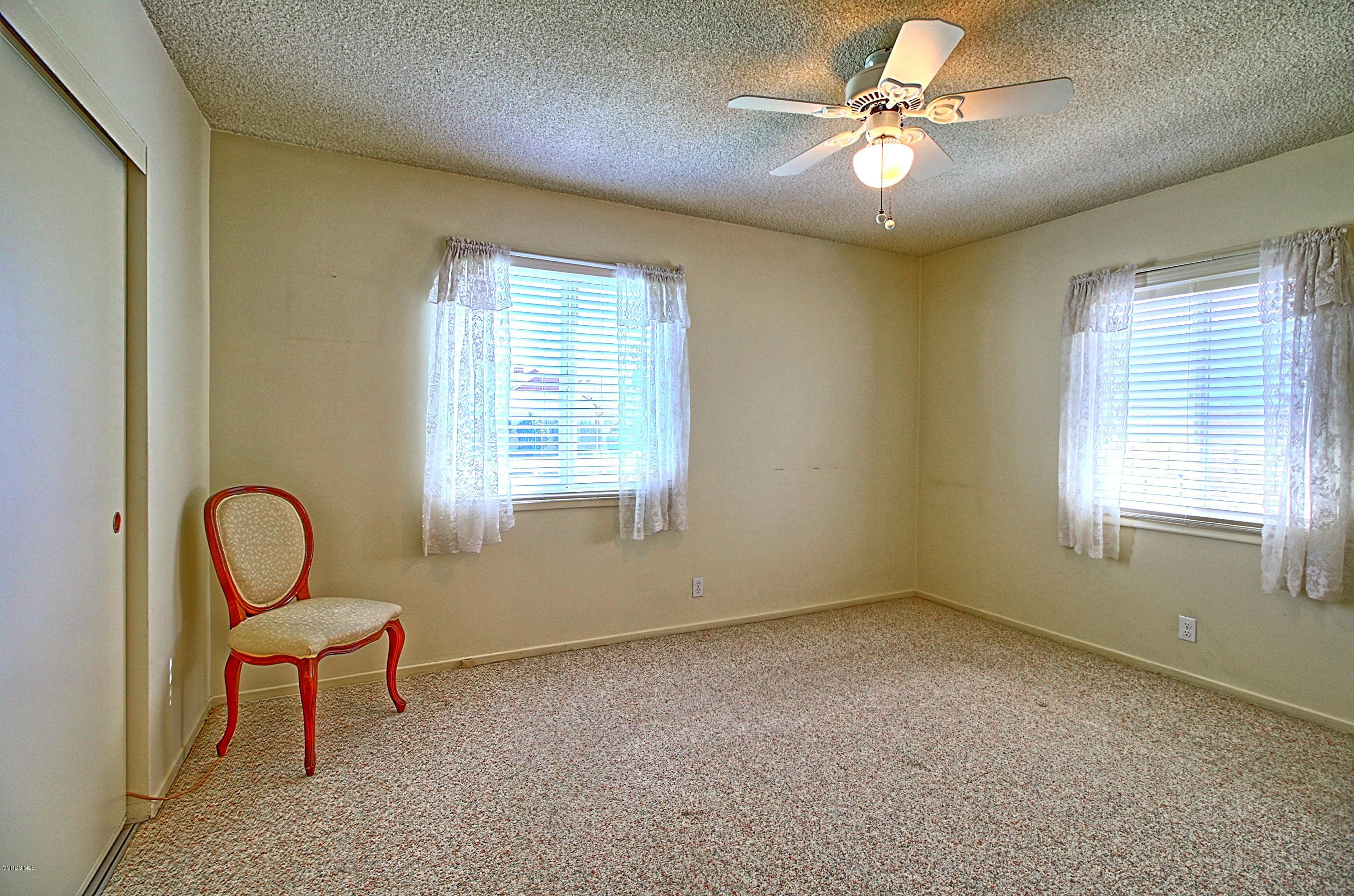 929 West Roderick Avenue Oxnard, CA 93030 - Photo 16 of 24 0027_IMG_0082_3_4