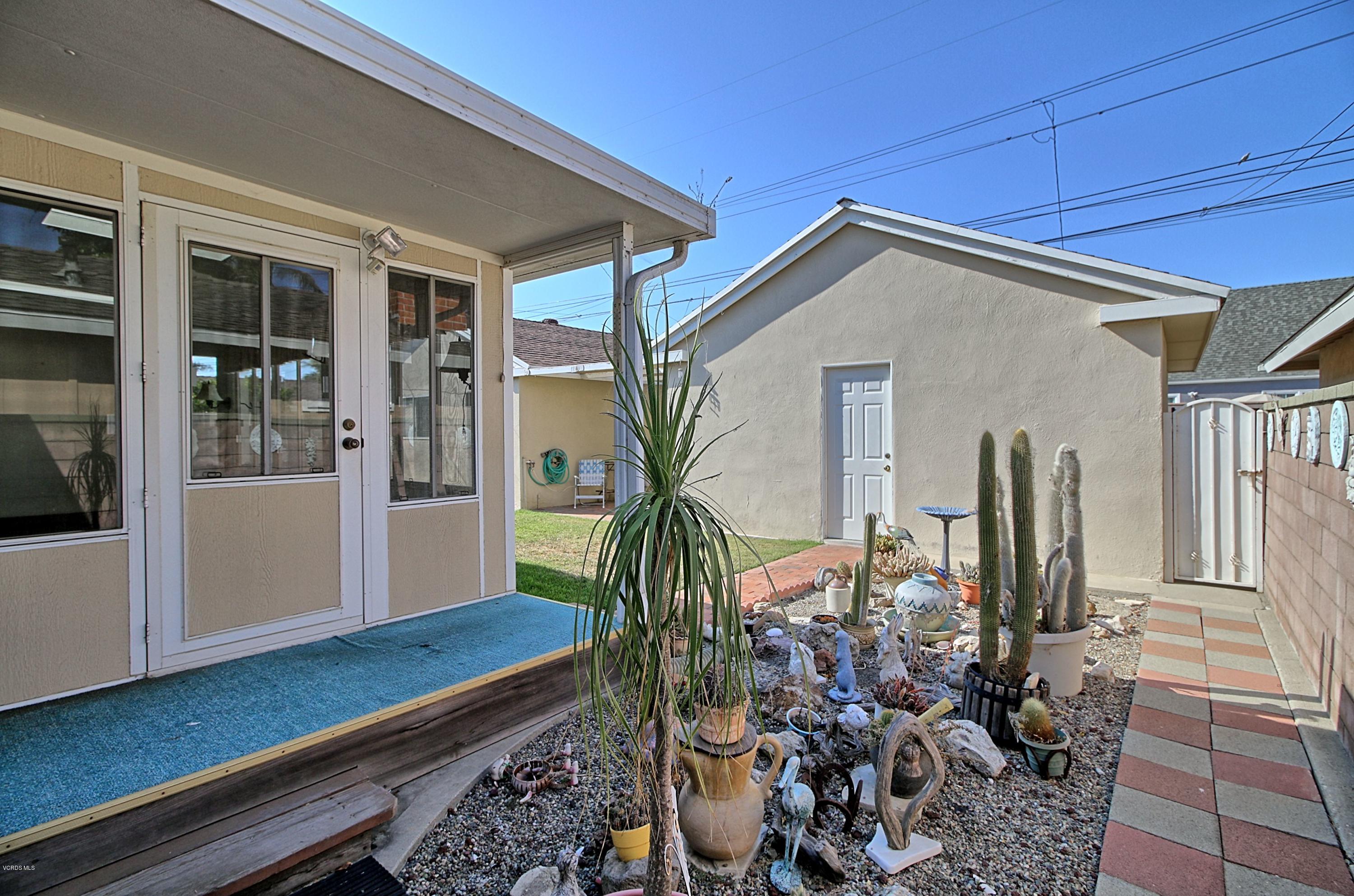 929 West Roderick Avenue Oxnard, CA 93030 - Photo 20 of 24 0058_IMG_0175_6_7