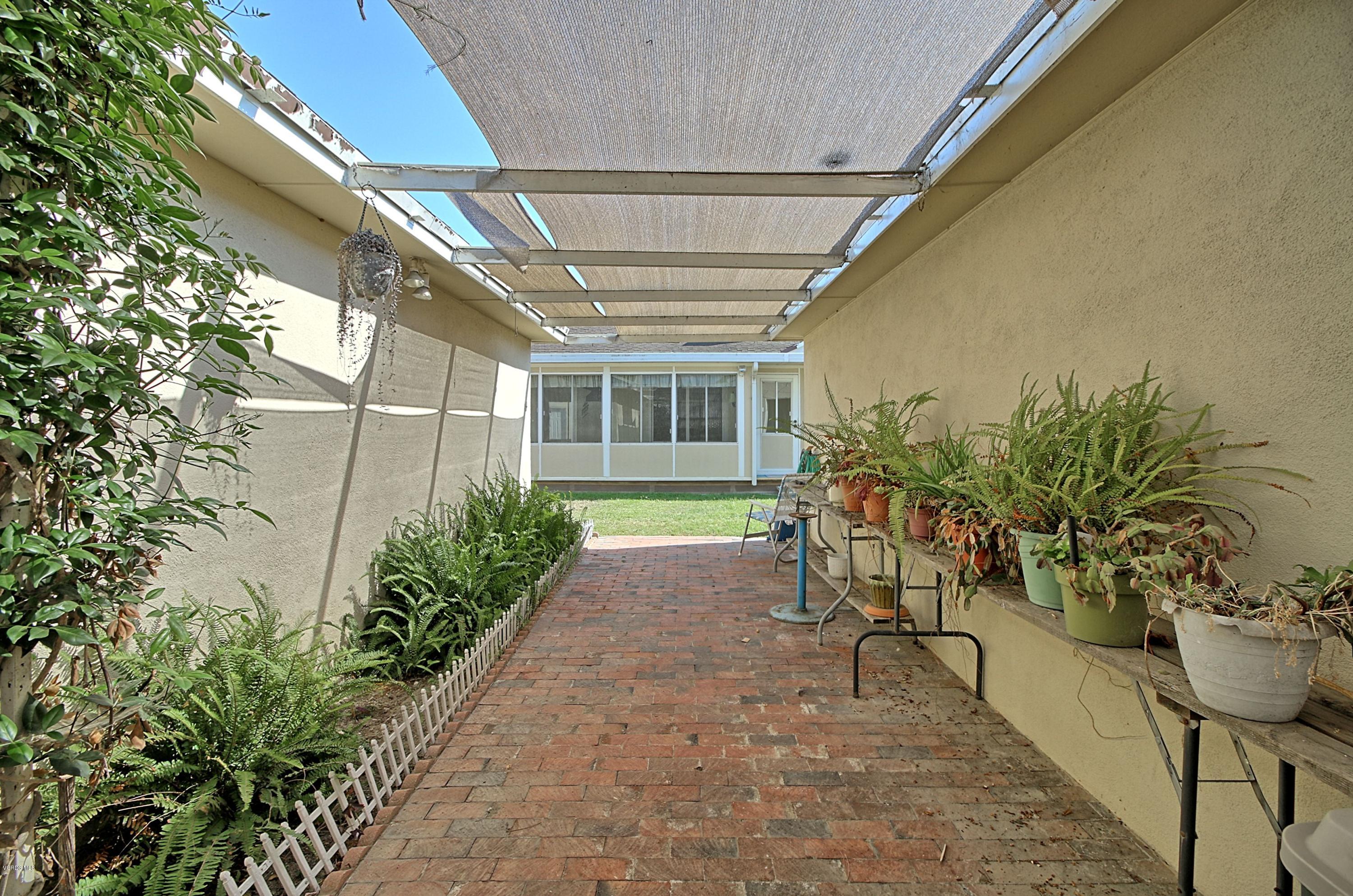 929 West Roderick Avenue Oxnard, CA 93030 - Photo 21 of 24 0054_IMG_0163_4_5
