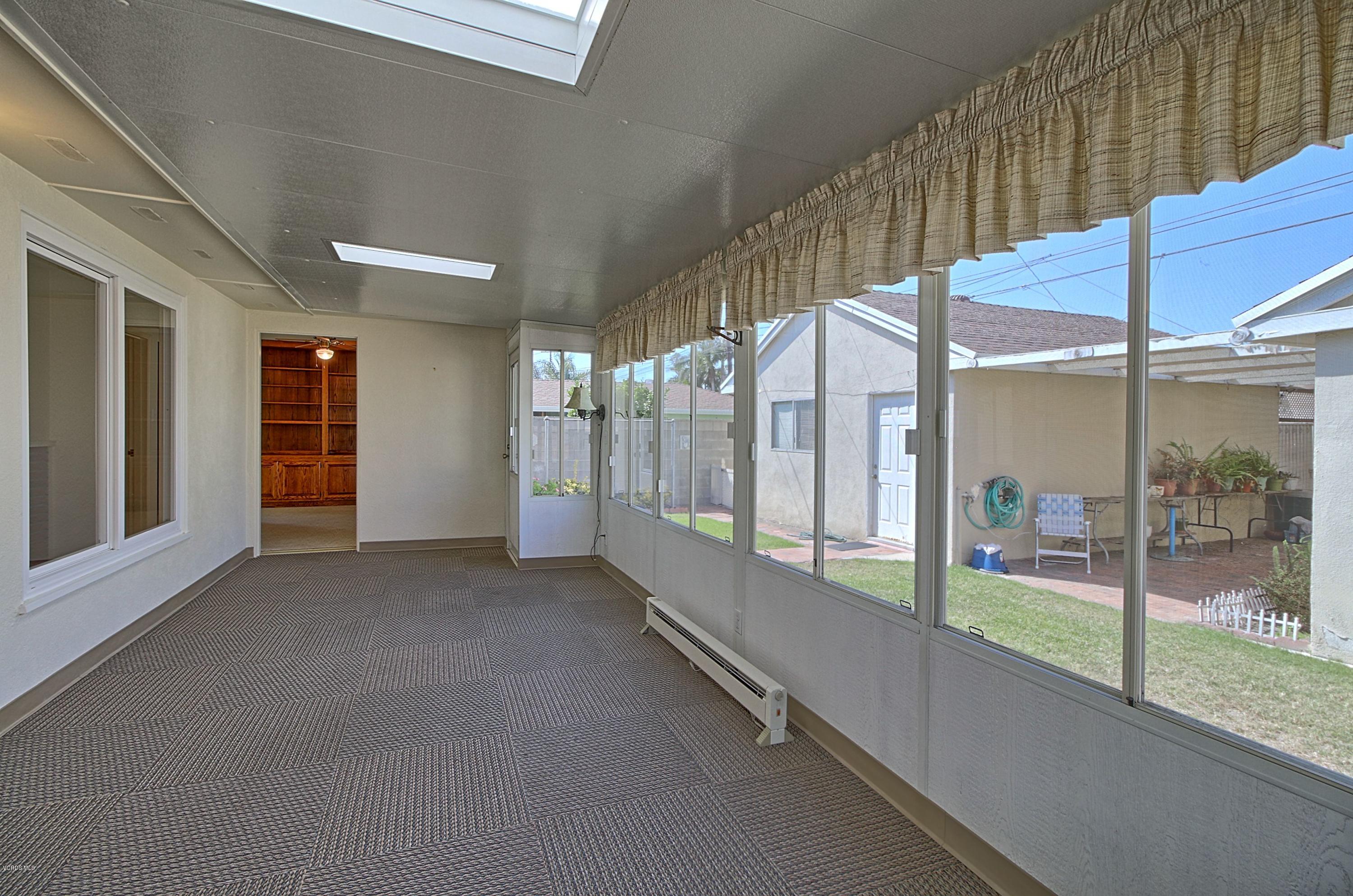 929 West Roderick Avenue Oxnard, CA 93030 - Photo 10 of 24 0026_IMG_0079_80_81