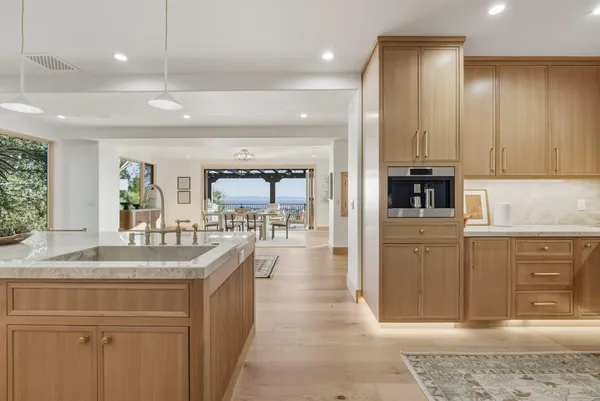 $5,995,000 | 210 Las Alturas Road, Santa Barbara, CA 93103