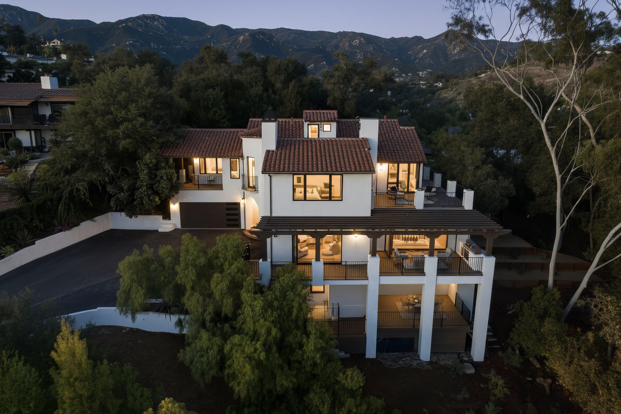 210 Las Alturas Road Santa Barbara, CA 93103 - Photo 2 of 61 97b35eb9-b6e3-4b27-8337-3508a77b7a5cDN