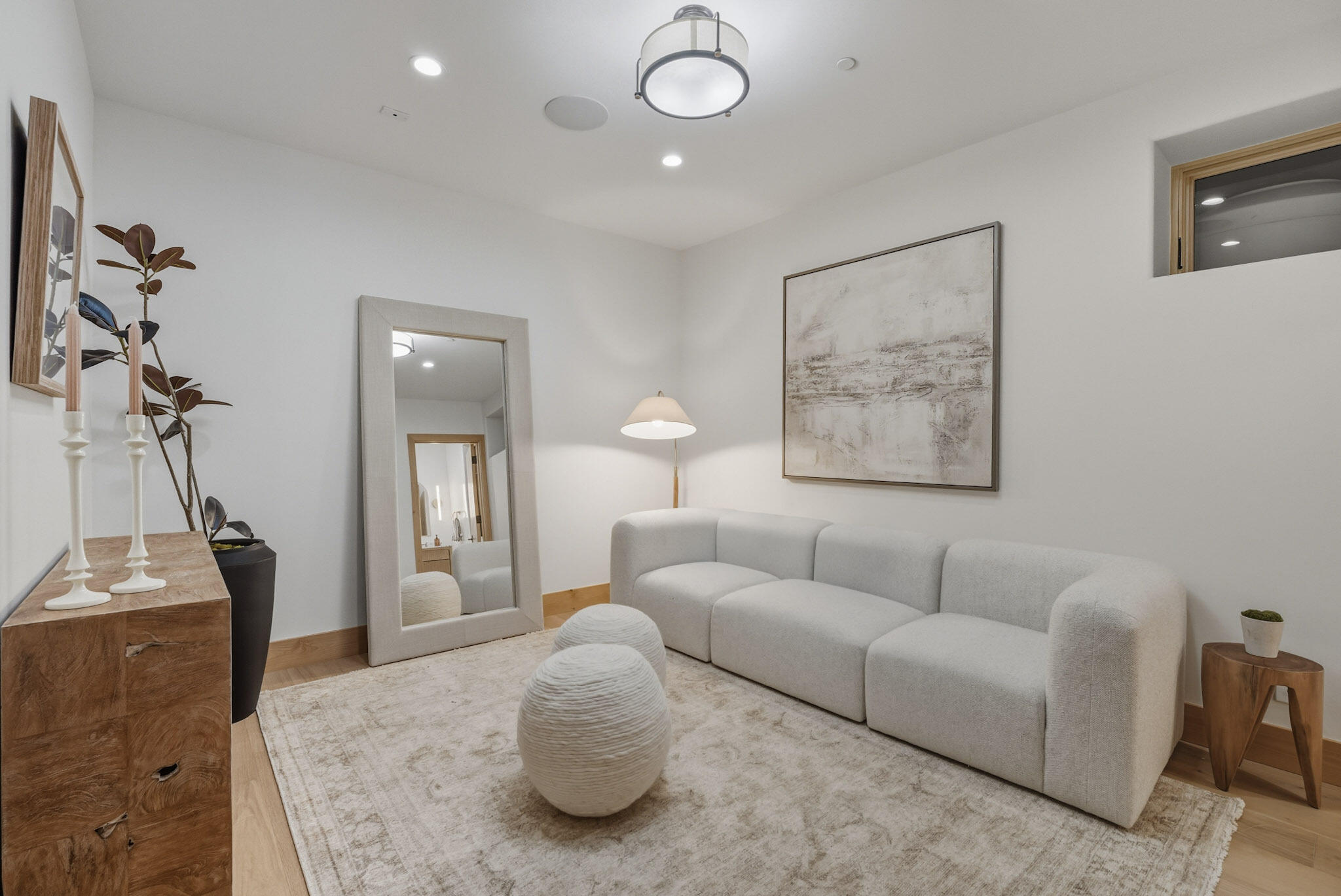 210 Las Alturas Road Santa Barbara, CA 93103 - Photo 21 of 61 DSC00455