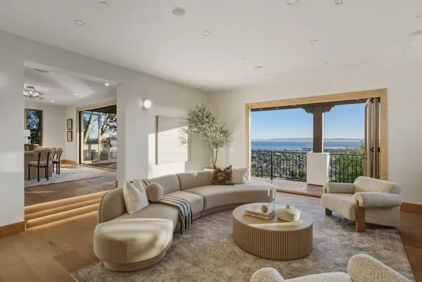 $5,995,000 | 210 Las Alturas Road, Santa Barbara, CA 93103