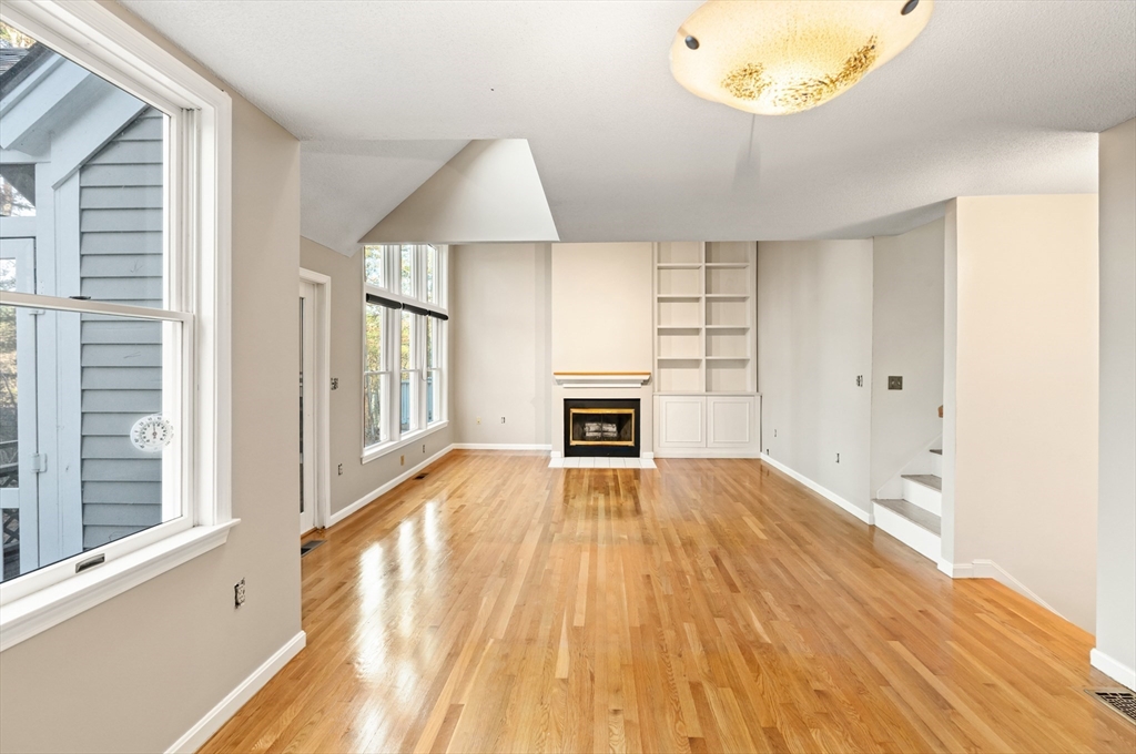 77 Cherry Hollow Road, Unit 77 Nashua, NH 03062 - Photo 13 of 28 Gallery Image 13