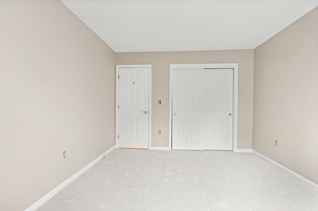 77 Cherry Hollow Road, Unit 77 Nashua, NH 03062 - Photo 16 of 28 Gallery Image 16