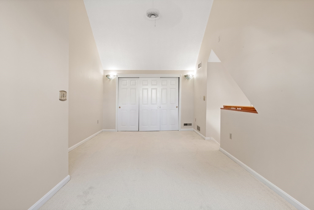 77 Cherry Hollow Road, Unit 77 Nashua, NH 03062 - Photo 20 of 28 Gallery Image 20