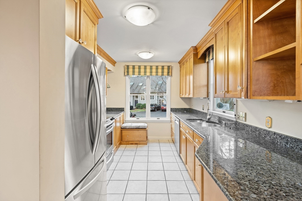 77 Cherry Hollow Road, Unit 77 Nashua, NH 03062 - Photo 9 of 28 Gallery Image 9