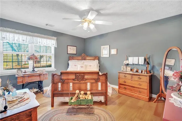 $380,000 | 2340 Emerald Drive, Loganville, GA 30052