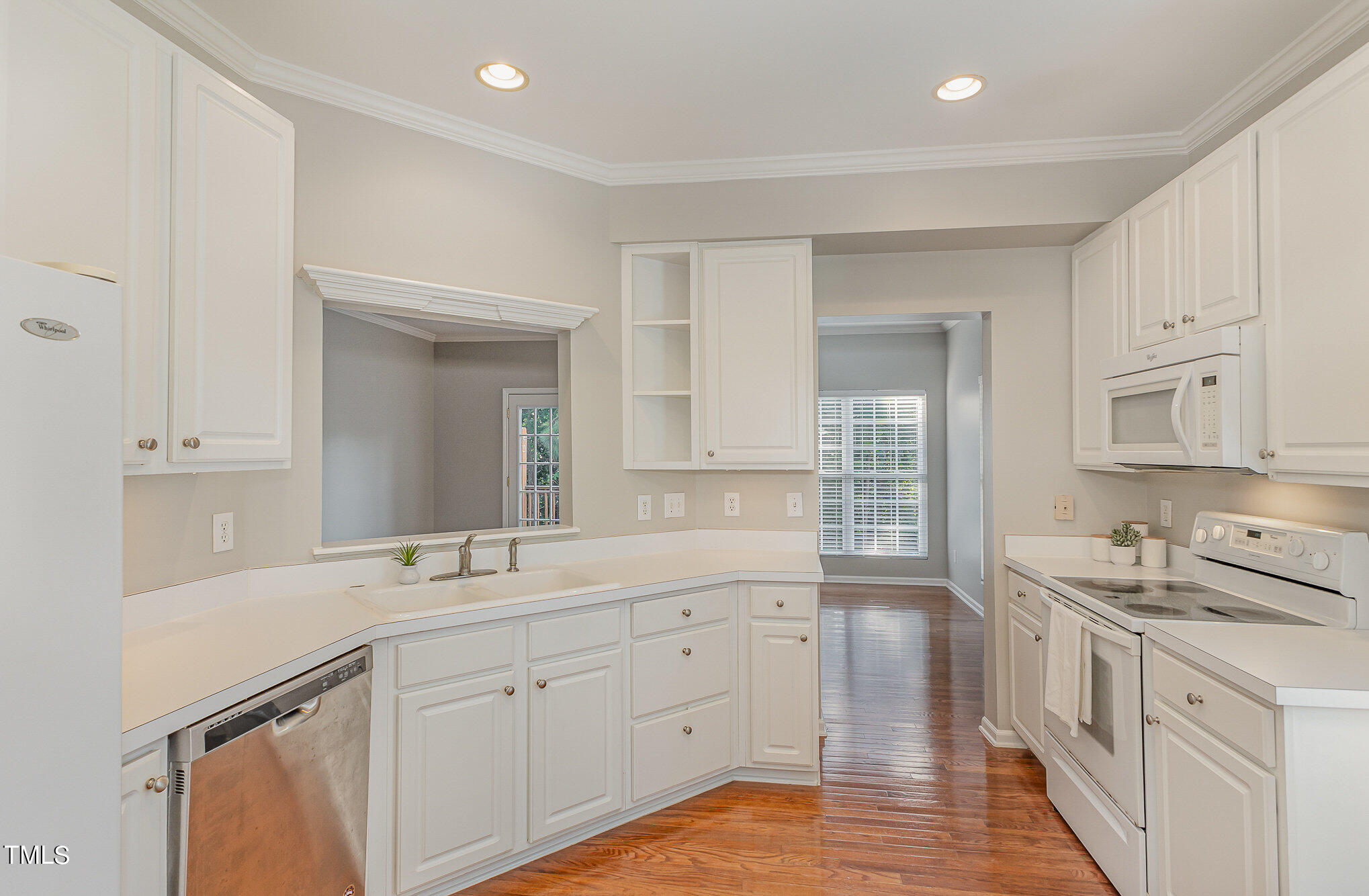 3124 Winding Waters Way Raleigh, NC 27614 - Photo 6 of 24 010_bc4a2123-edit_167