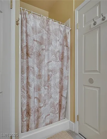 $2,000 | 10550 West Alexander Road, Unit 2040, Las Vegas, NV 89129