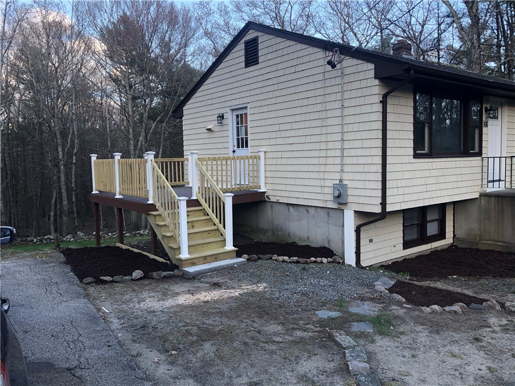 168 Carpenter Road Scituate, RI 02825 - Photo 4 of 27