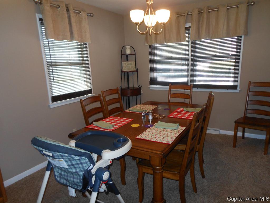 54 Radcliff Road Springfield, IL 62703 - Photo 11 of 34