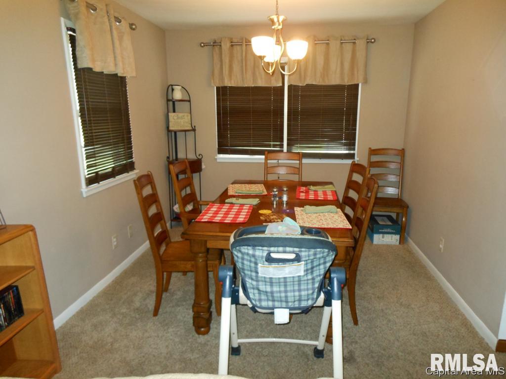 54 Radcliff Road Springfield, IL 62703 - Photo 10 of 34