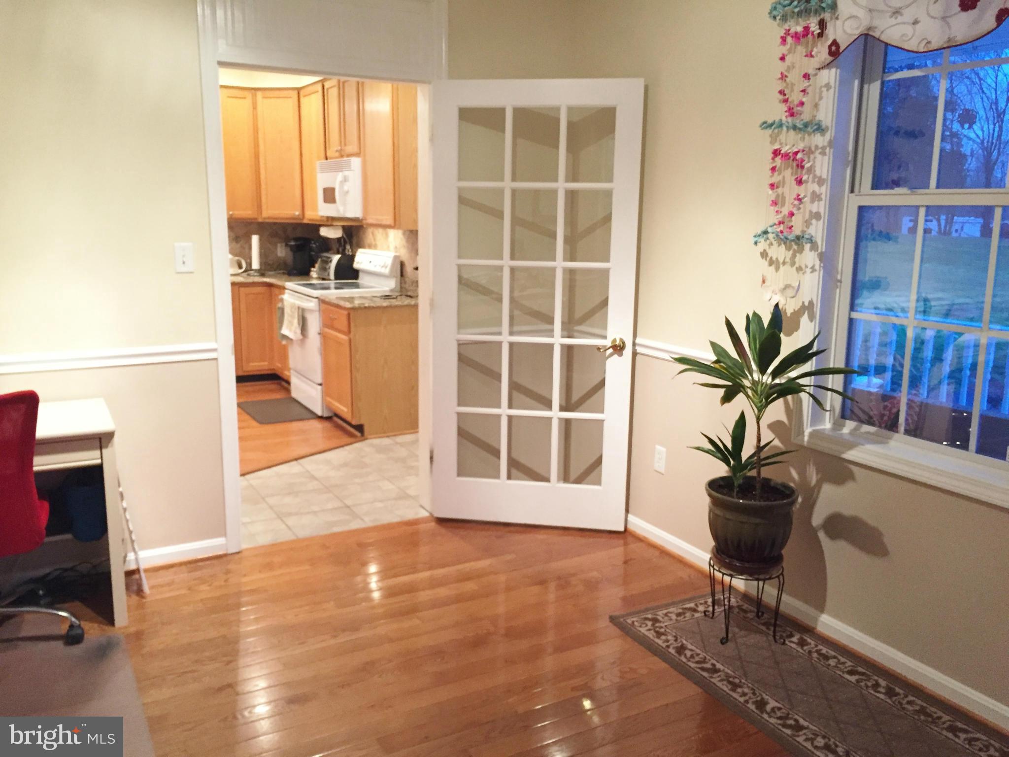5515 Beach Road Midland, VA 22728 - Photo 10 of 30 Dining Room