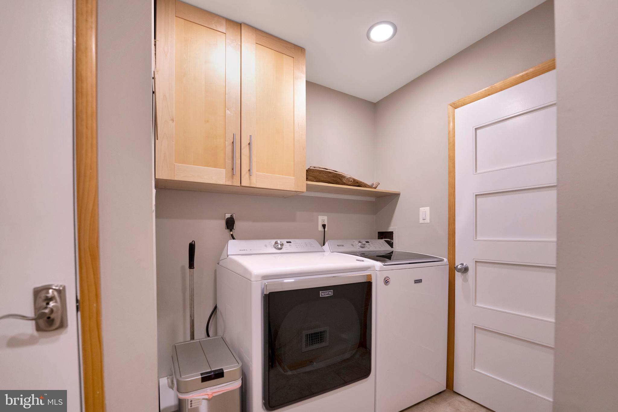 3214 Foxvale Drive Oakton, VA 22124 - Photo 36 of 56 a utility room with dryer and washer