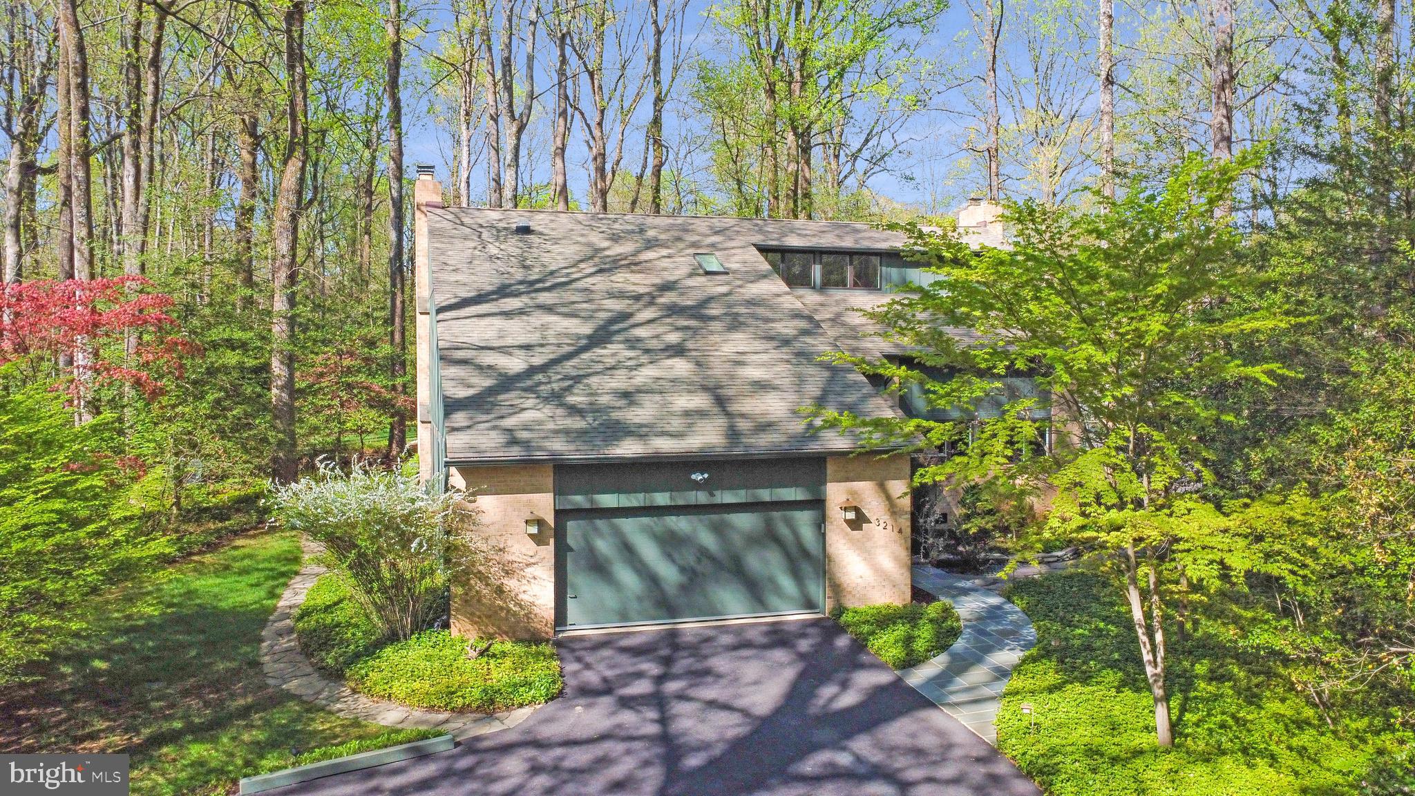 3214 Foxvale Drive Oakton, VA 22124 - Photo 51 of 56 a view of a yard with plants