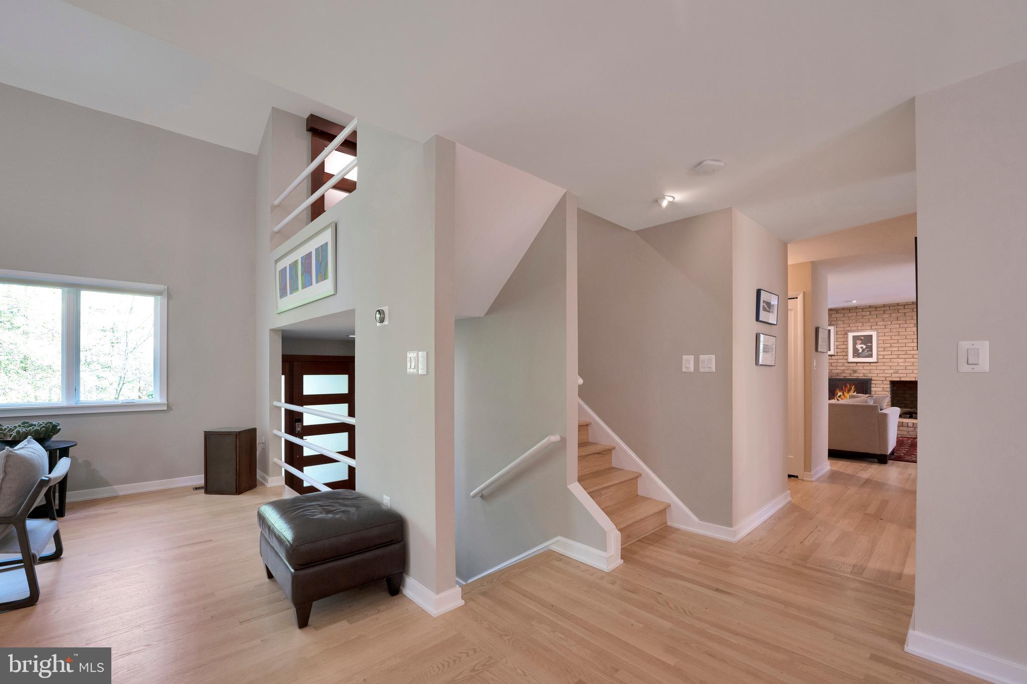 3214 Foxvale Drive Oakton, VA 22124 - Photo 6 of 56 a living room with furniture and a wooden floor