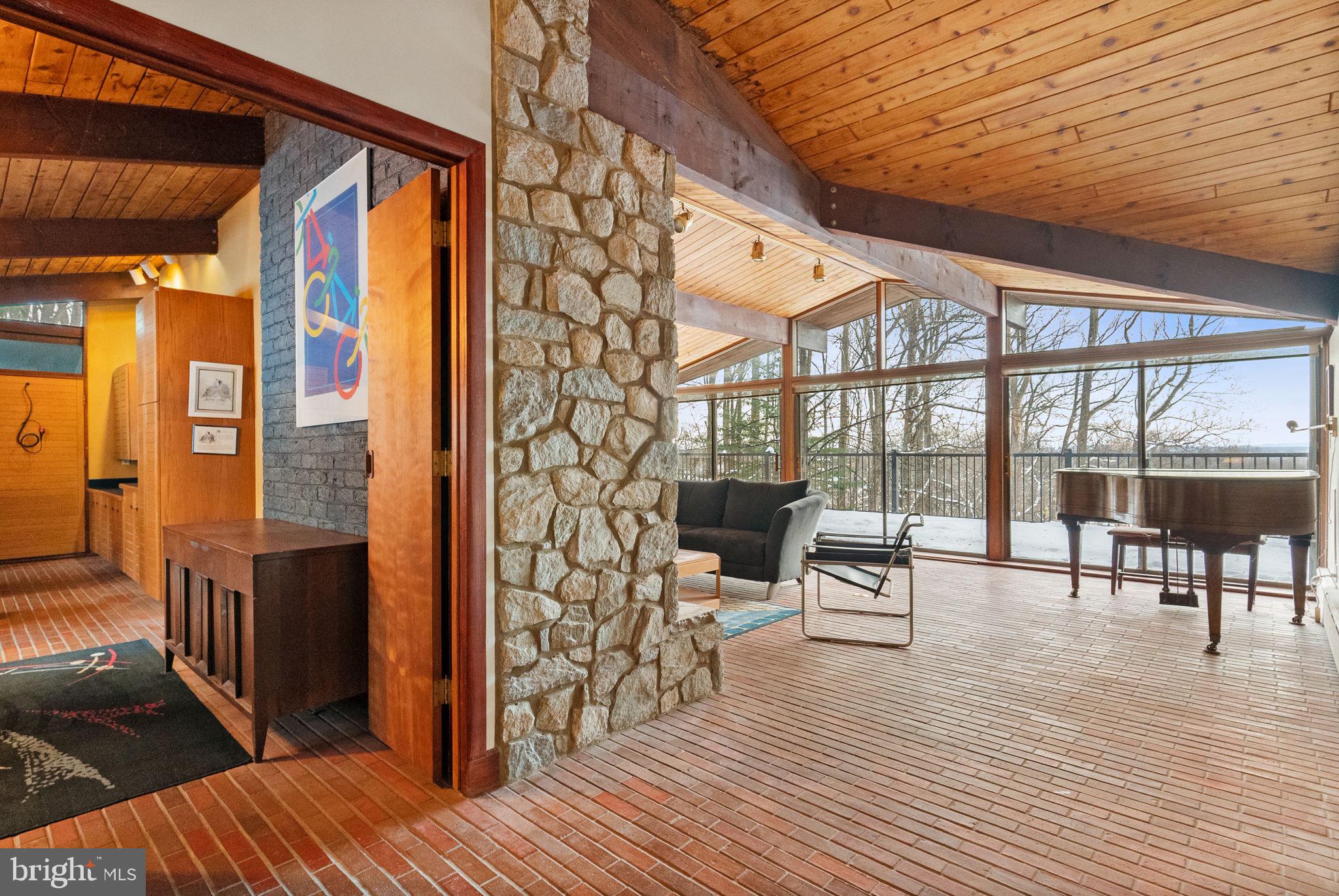 712 Highspire Road Glenmoore, PA 19343 - Photo 8 of 86