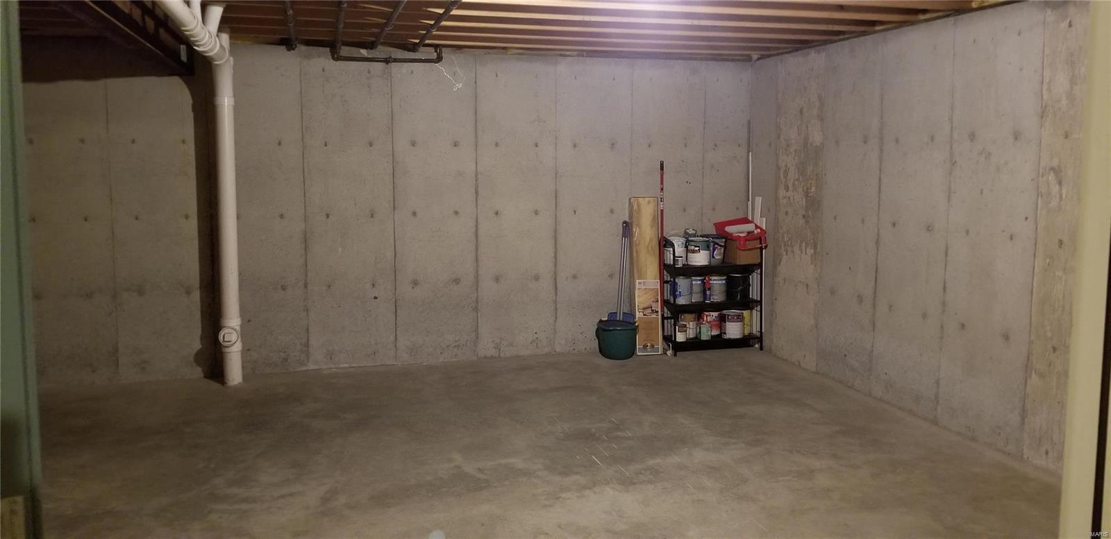 705 4th Street, Unit B Highland, IL 62249 - Photo 15 of 18 Gallery Image 15