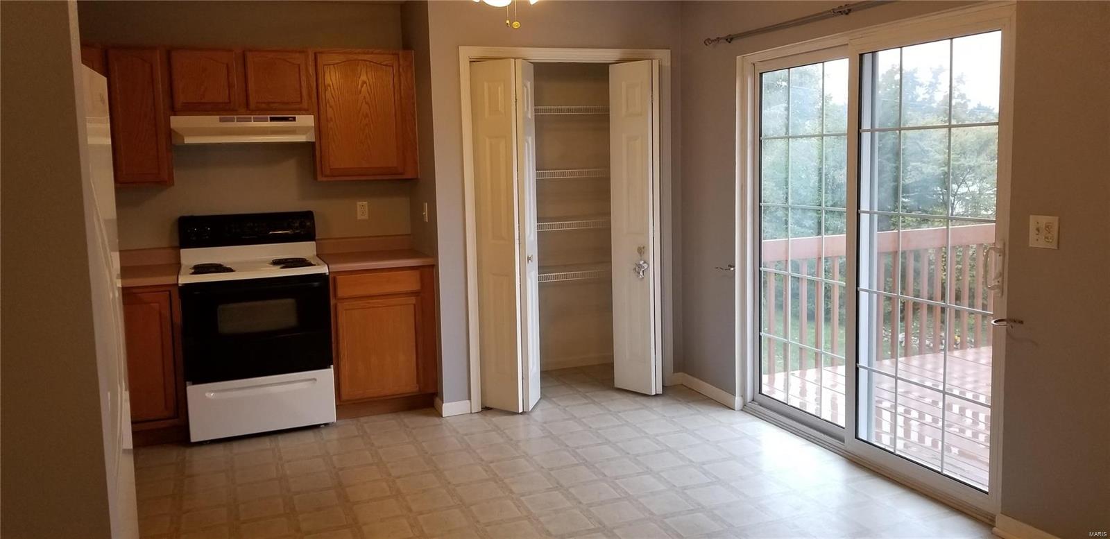 705 4th Street, Unit B Highland, IL 62249 - Photo 7 of 18 Gallery Image 7