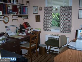 29 Fairfield Road Havertown, PA 19083 - Photo 10 of 12 Bedroom