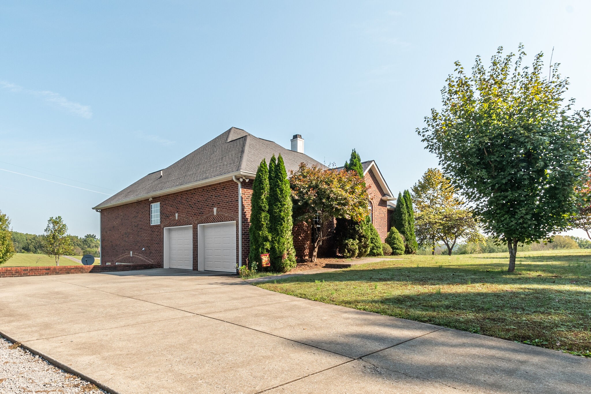2113 Burford Road Lebanon, TN 37087 - Photo 2 of 35 a view of a building with a yard