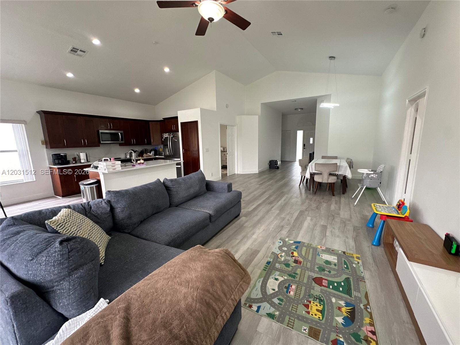 22040 Altona Drive Boca Raton, FL 33428 - Photo 13 of 21