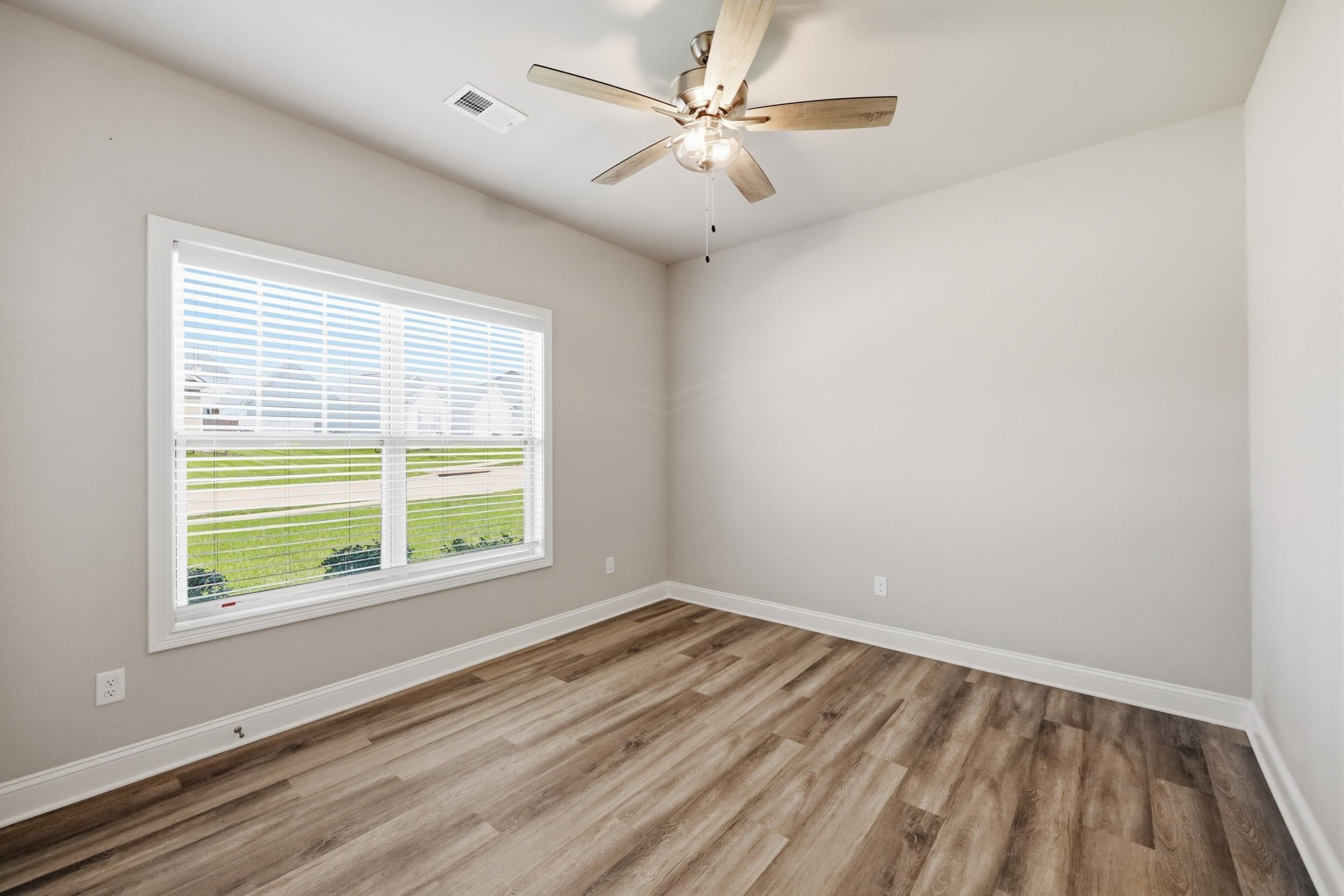 112 Stone Ridge Drive Frankfort, KY 40601 - Photo 31 of 41 31 Bedroom 3