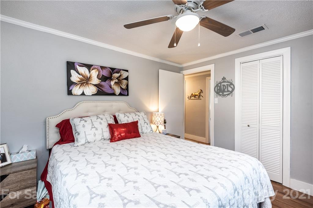 4673 Bowman Road Hickory, NC 28602 - Photo 25 of 27 Gallery Image 25