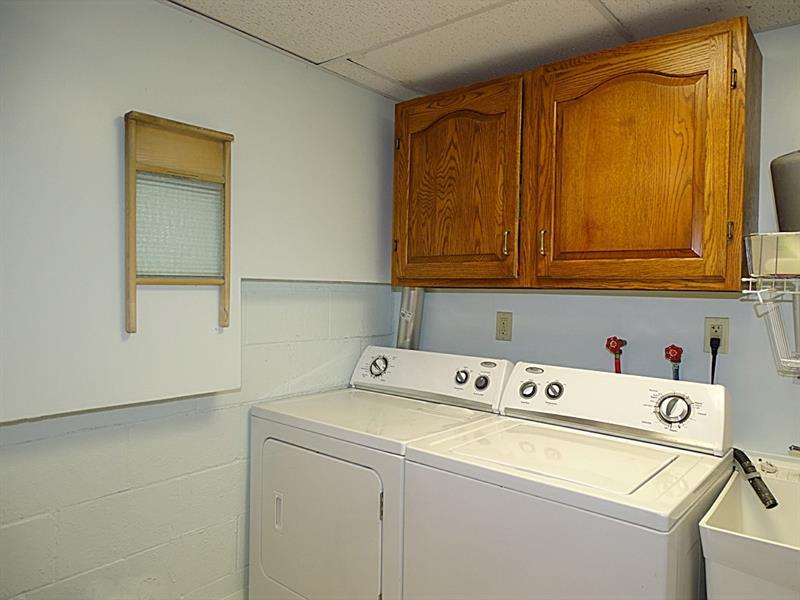 1457 Old Meadow Road Pittsburgh, PA 15241 - Photo 22 of 25 Gallery Image 22