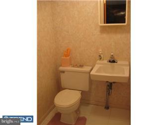 10668 Halstead Street Philadelphia, PA 19116 - Photo 8 of 12 Bathroom