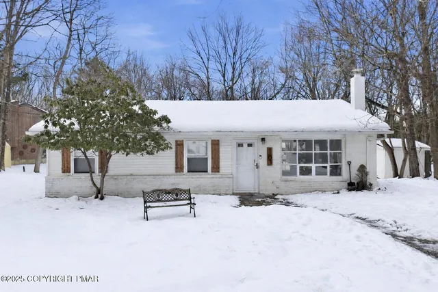 $224,900 | 183 Crescent Way, Albrightsville, PA 18210