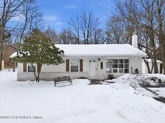 $224,900 | 183 Crescent Way, Albrightsville, PA 18210