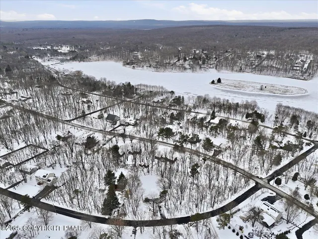 $224,900 | 183 Crescent Way, Albrightsville, PA 18210