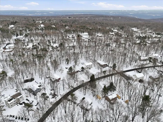 $224,900 | 183 Crescent Way, Albrightsville, PA 18210