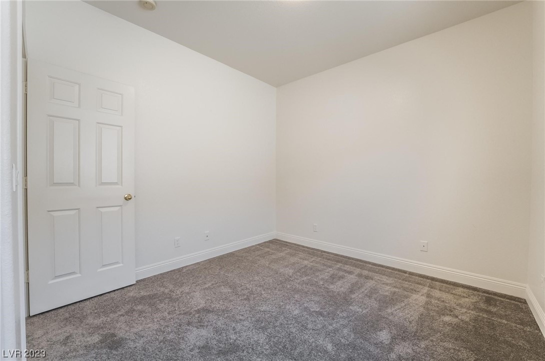 1129 Country Shadows Way Las Vegas, NV 89123 - Photo 27 of 34