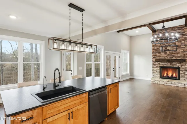 $628,000 | 285 Odali Trace, Loudon, TN 37774