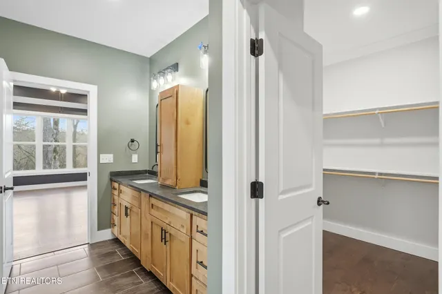 $628,000 | 285 Odali Trace, Loudon, TN 37774