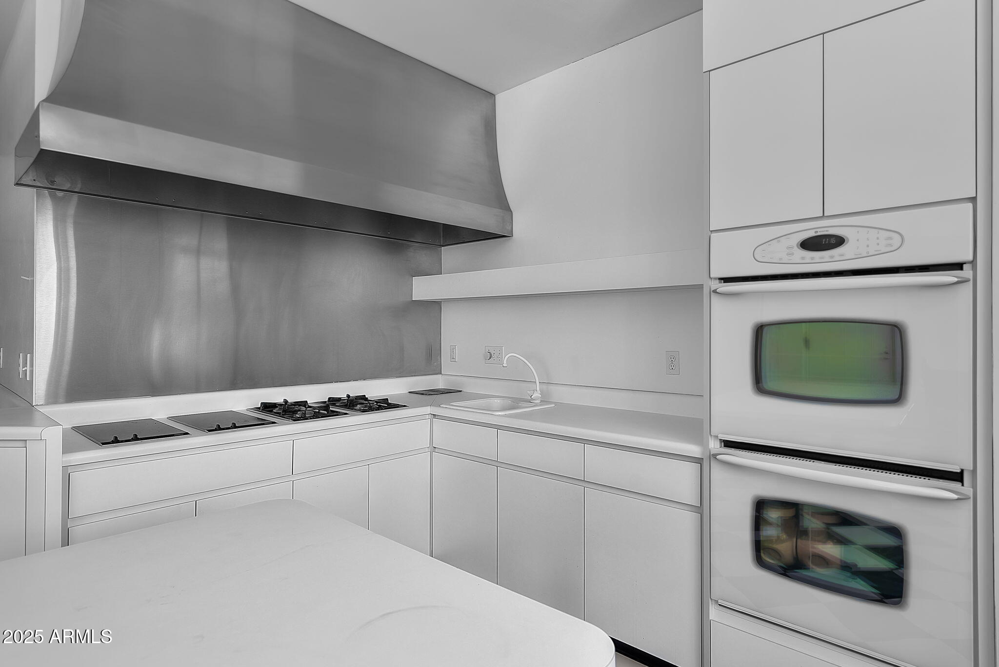 2671 Highway 82 Patagonia Az 85624 Patagonia, AZ 85624 - Photo 23 of 65 Kitchen