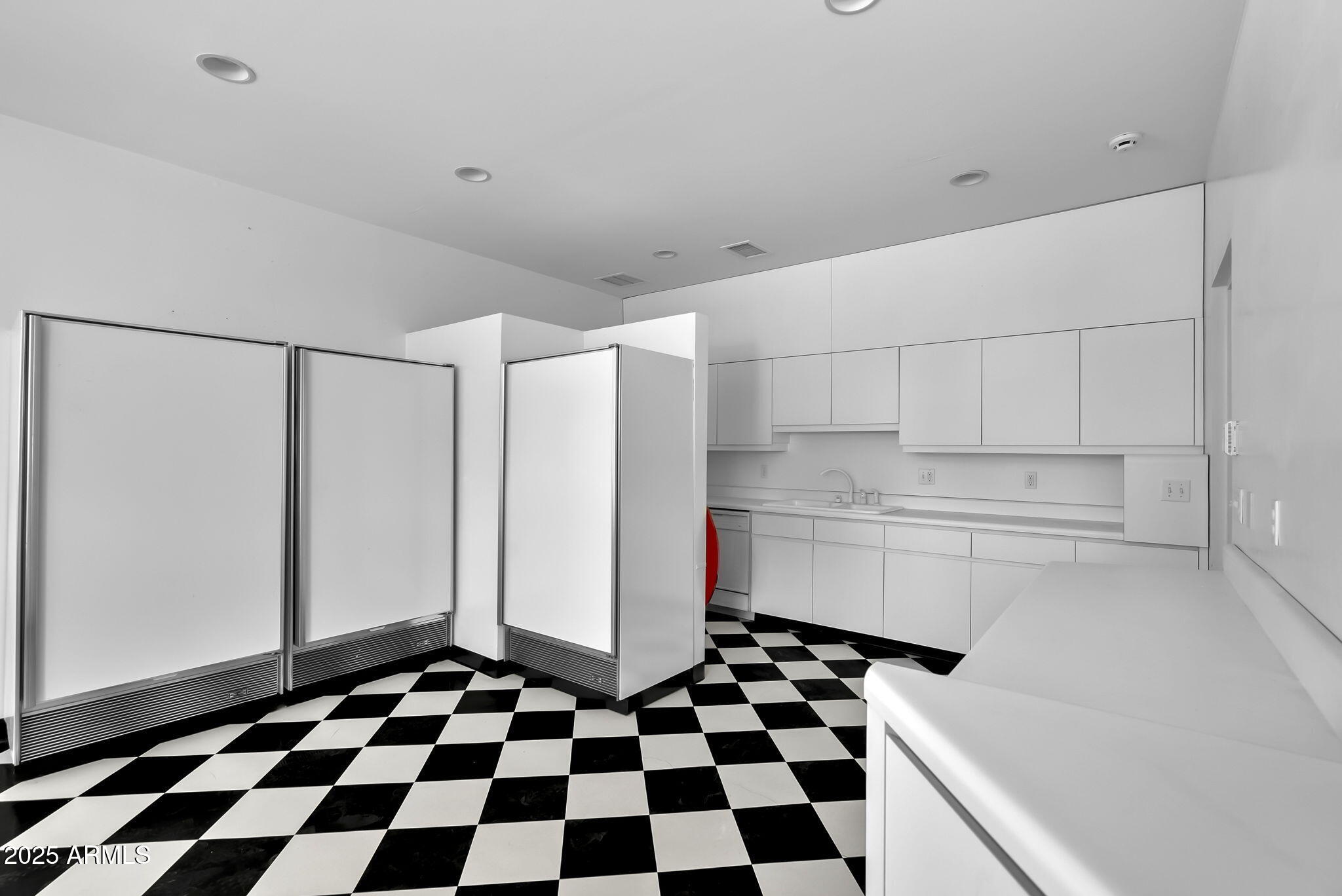 2671 Highway 82 Patagonia Az 85624 Patagonia, AZ 85624 - Photo 24 of 65 Kitchen