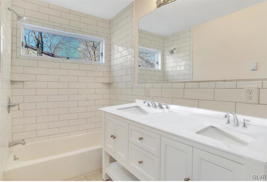 111 Brewster Way East Stroudsburg, PA 18301 - Photo 12 of 30 a bathroom with a sink and a bathtub