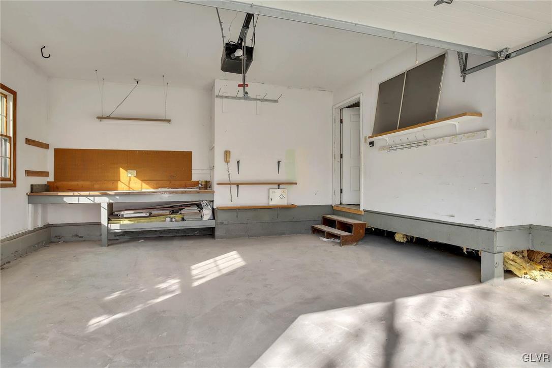 111 Brewster Way East Stroudsburg, PA 18301 - Photo 22 of 30 a gym room with gym equipment and a window