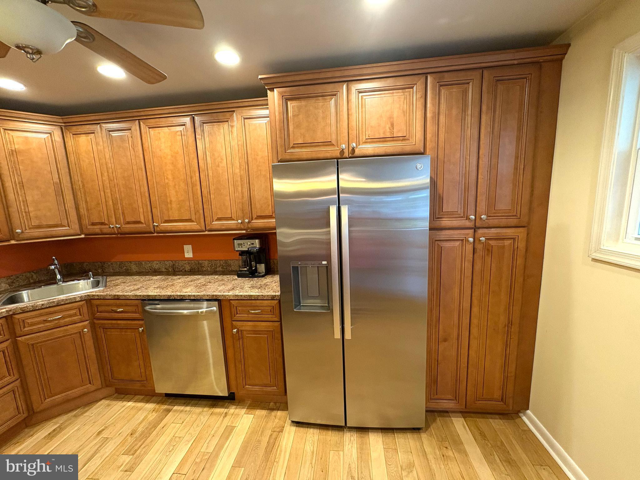 11720 Corry Road Philadelphia, PA 19154 - Photo 18 of 36