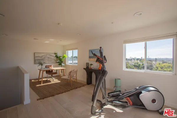 $1,895,000 | 1212 Ocean Park Boulevard, Unit 16, Santa Monica, CA 90405