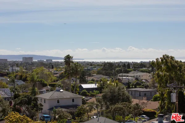 $1,895,000 | 1212 Ocean Park Boulevard, Unit 16, Santa Monica, CA 90405