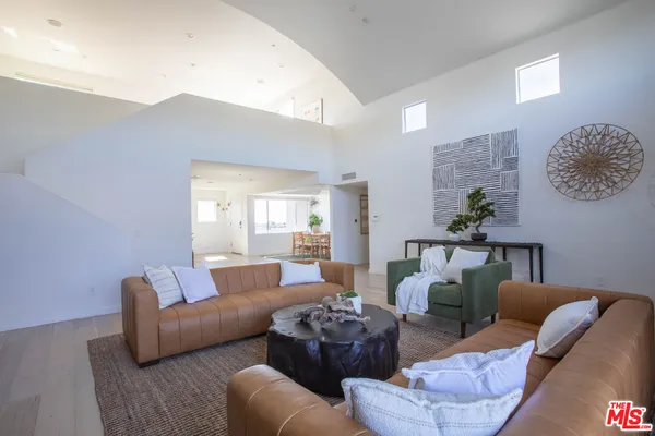 $1,895,000 | 1212 Ocean Park Boulevard, Unit 16, Santa Monica, CA 90405